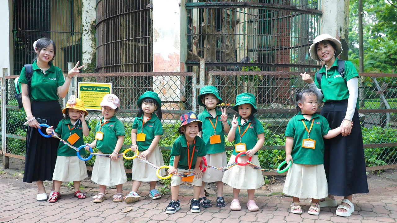 Các bạn nhỏ Icandy Preschool tham quan Thảo Cầm Viên