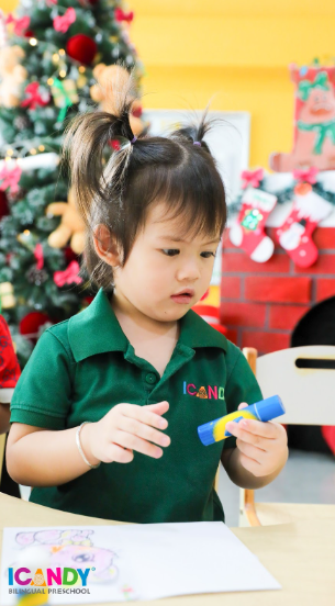 Tre hoc tieng anh 1-3 tuoi