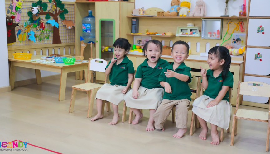 tre hoc tieng anh 4-6 tuoi