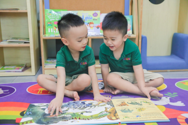 Dấu hiệu cho thấy trẻ đang tiến bộ khi học mầm non song ngữ