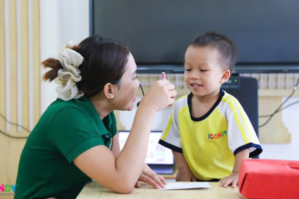 Giáo Dục Sớm Cho Trẻ Mầm Non Là Gì? Những Điều Phụ Huynh Cần Hiểu Đúng