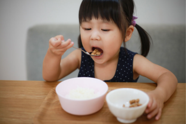 Khi nào nên cho trẻ đi học mầm non? Giai đoạn vàng cho sự phát triển toàn diện