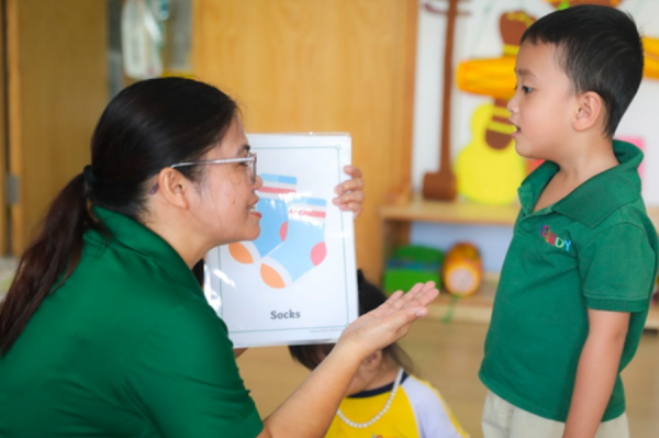 Lợi ích của việc học tiếng Anh mỗi ngày cùng giáo viên nước ngoài ở trường mầm non song ngữ – ICANDY Preschool