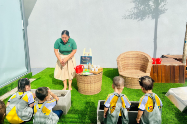 Why Enroll Your Child in a Bilingual Preschool? Benefits Parents Should Know